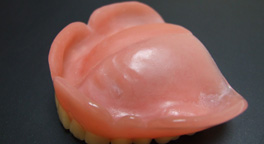 バイオシリコンデンチャー